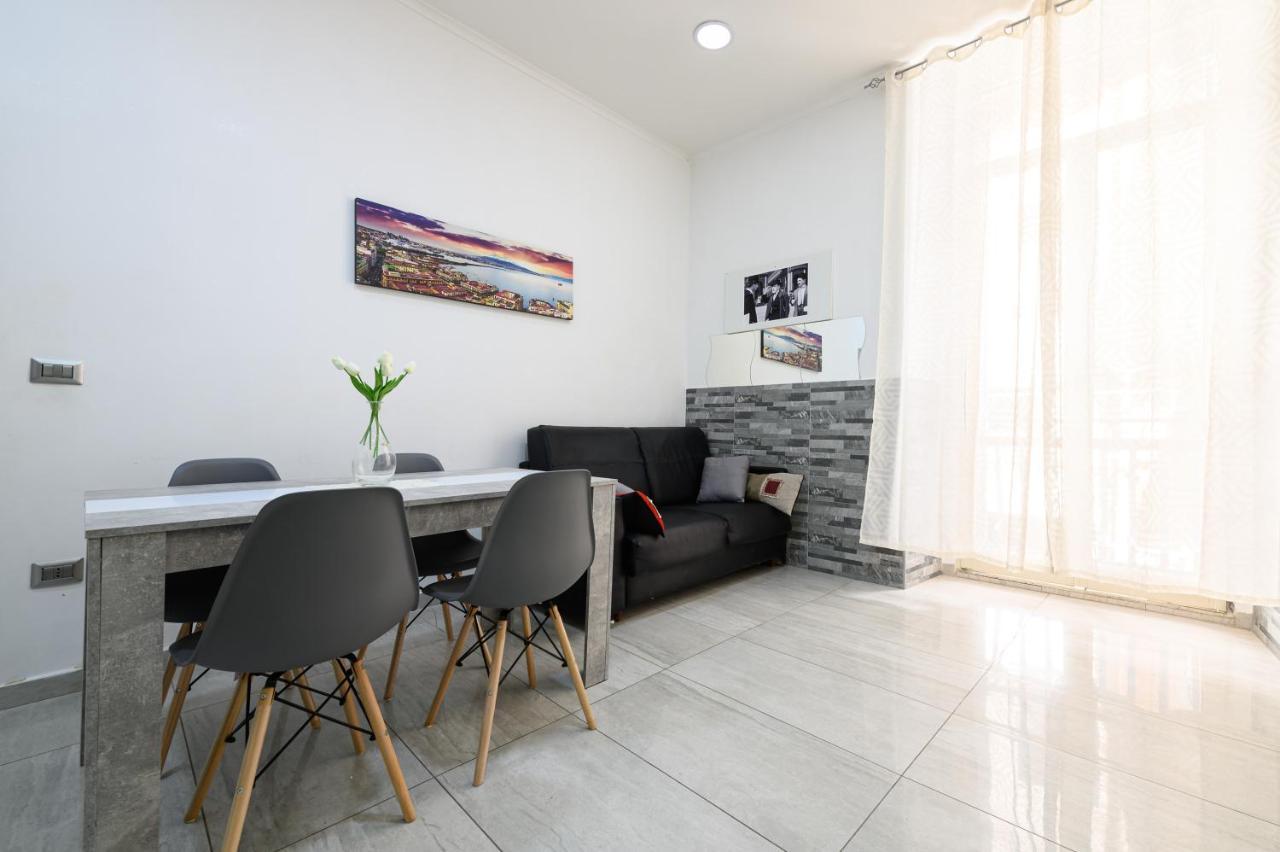 Manu Family House Apartment Naples Luaran gambar